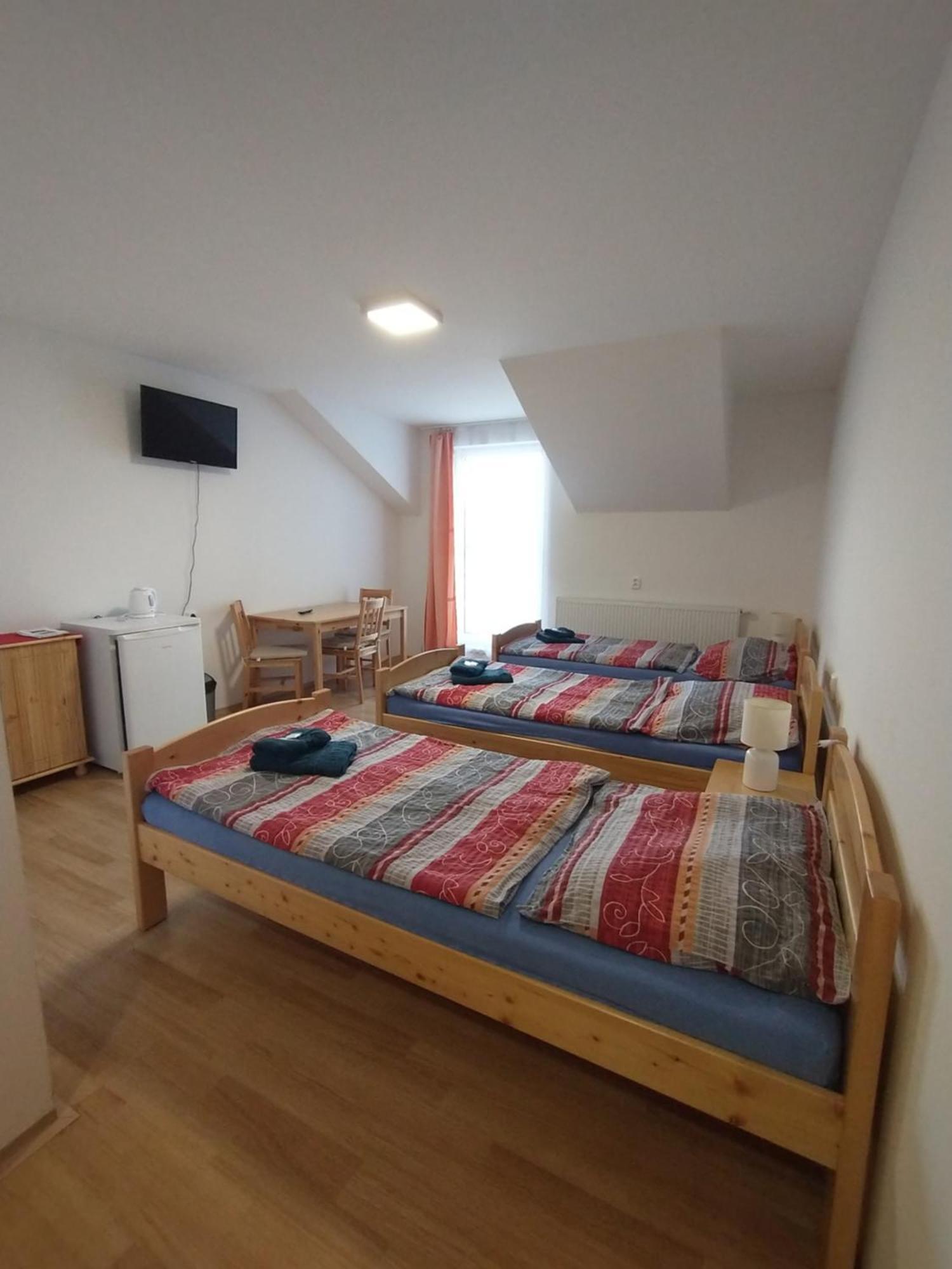 Penzion Lihovar *** Rouchovany Habitación foto